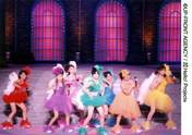 
Yajima Maimi,


Arihara Kanna,


Suzuki Airi,


Umeda Erika,


Hagiwara Mai,


Okai Chisato,


Nakajima Saki,


C-ute,

