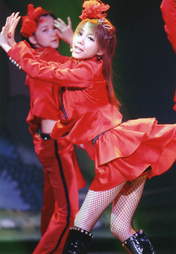 
Tanaka Reina,


Mitsui Aika,

