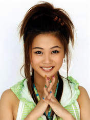 
Niigaki Risa,

