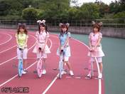 
Michishige Sayumi,


Tanaka Reina,


Kamei Eri,


Haromoni,


Takahashi Ai,

