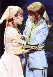 
Niigaki Risa,


Takahashi Ai,

