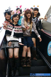 
Kumai Yurina,


Natsuyaki Miyabi,


Sudou Maasa,


Shimizu Saki,


Tokunaga Chinami,

