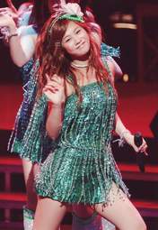 
Niigaki Risa,

