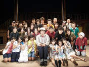 
Yajima Maimi,


Arihara Kanna,


Suzuki Airi,


Umeda Erika,


Hagiwara Mai,


Okai Chisato,


Nakajima Saki,


C-ute,

