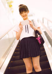 
Tsugunaga Momoko,


Photobook,

