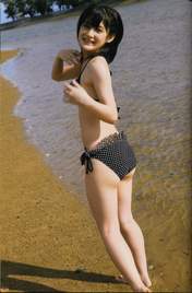 
Tsugunaga Momoko,


Photobook,

