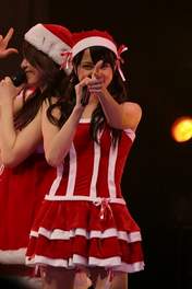 
Nakayama Nana,

