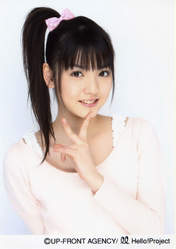 
Michishige Sayumi,


