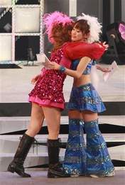 
Nakazawa Yuko,


Takahashi Ai,

