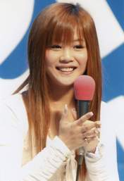 Niigaki Risa,