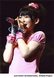 
Tsugunaga Momoko,

