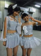 
Kumai Yurina,


Tokunaga Chinami,

