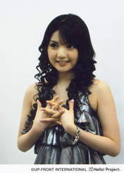 
Michishige Sayumi,

