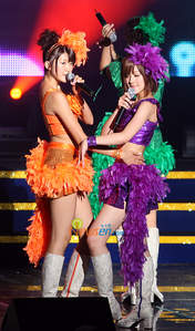 
Kumai Yurina,


Natsuyaki Miyabi,


Tokunaga Chinami,

