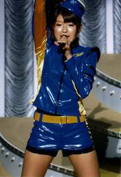 
Tokunaga Chinami,

