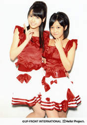 
Yajima Maimi,


Hagiwara Mai,

