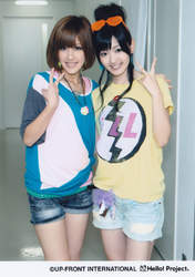 
Natsuyaki Miyabi,


Suzuki Airi,

