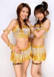 
Satoda Mai,


Kimura Ayaka,

