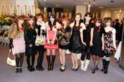 Morning Musume,
Niigaki Risa,
Michishige Sayumi,
Tanaka Reina,
Kusumi Koharu,
Kamei Eri,
Mitsui Aika,
"Li Chun, Junjun",
"Qian Lin, Linlin",
Takahashi Ai,