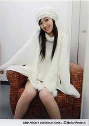 
Kusumi Koharu,

