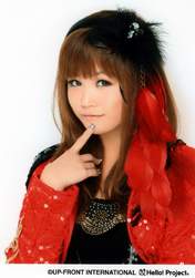 
Niigaki Risa,

