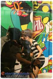 
Kumai Yurina,


Tokunaga Chinami,

