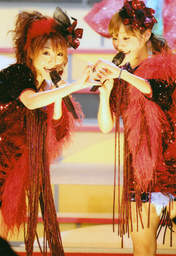 
Tanaka Reina,


Takahashi Ai,

