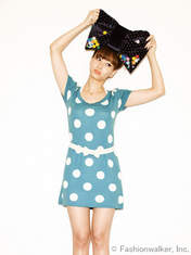 
Fujimoto Miki,

