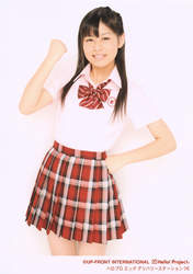 
Komine Momoka,

