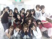 
Niigaki Risa,


Michishige Sayumi,


Tanaka Reina,


Kusumi Koharu,


Kamei Eri,


Sugaya Risako,


Natsuyaki Miyabi,


Mitsui Aika,


"Li Chun, Junjun",


Suzuki Airi,


Shimizu Saki,


"Qian Lin, Linlin",


Okai Chisato,


Satoda Mai,


Takahashi Ai,

