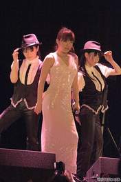 
Iwashima Manami,


Ogura Yui,


Ishihara Kaori,

