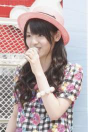 
Michishige Sayumi,

