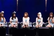 
Niigaki Risa,


Michishige Sayumi,


Tanaka Reina,


Kamei Eri,


Takahashi Ai,

