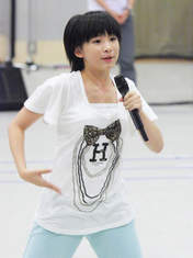 
Fukuda Kanon,

