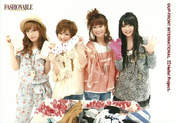 
Morning Musume,


Niigaki Risa,


Michishige Sayumi,


Kamei Eri,


Takahashi Ai,


