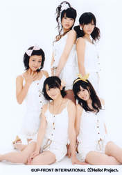 
Yajima Maimi,


Suzuki Airi,


Hagiwara Mai,


Okai Chisato,


Nakajima Saki,


C-ute,

