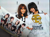 Niigaki Risa,
Magazine,
Takahashi Ai,