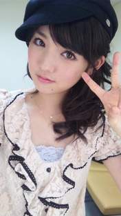 
Michishige Sayumi,

