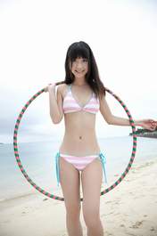 
Kashiwagi Yuki,


