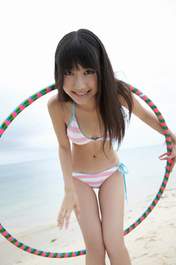 
Kashiwagi Yuki,

