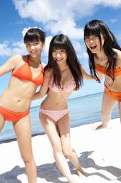 Maeda Ami,
Miyazawa Sae,
Kashiwagi Yuki,