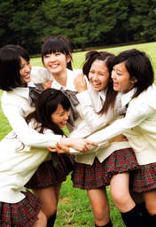 Yajima Maimi,
Suzuki Airi,
Hagiwara Mai,
Okai Chisato,
Nakajima Saki,
C-ute,