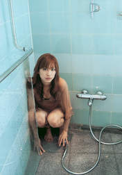 
Oshima Mai,


Magazine,

