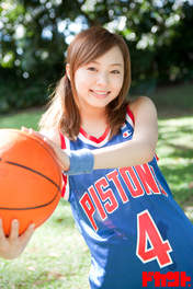 
Hashimoto Aina,


