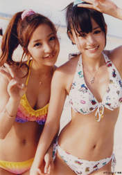 
Maeda Atsuko,


Itano Tomomi,

