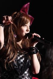 
Natsuyaki Miyabi,


