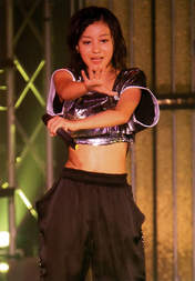 
Hagiwara Mai,

