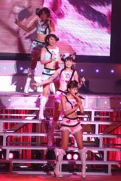 
Wada Ayaka,


Maeda Yuuka,


Fukuda Kanon,


Ogawa Saki,


S/mileage,

