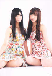 
Kuramochi Asuka,


Nito Moeno,


Magazine,

