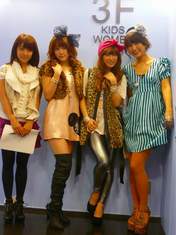 
Mitsui Aika,


Takahashi Ai,

